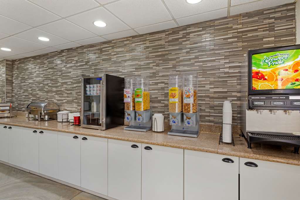 Best Western PLUS Executive Hotel - photo 6