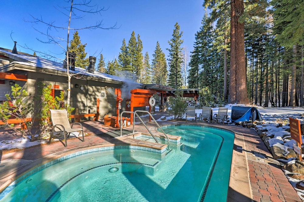 Free Ski Shuttle Spacious Northstar Resort Cabin - photo 29