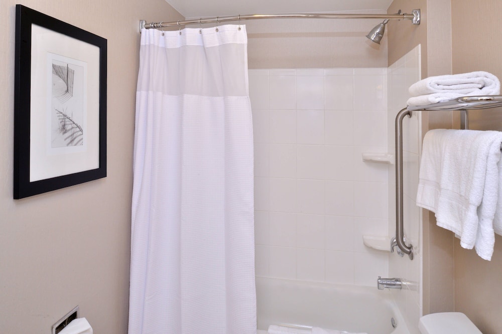 SpringHill Suites by Marriott Corona Riverside - photo 16