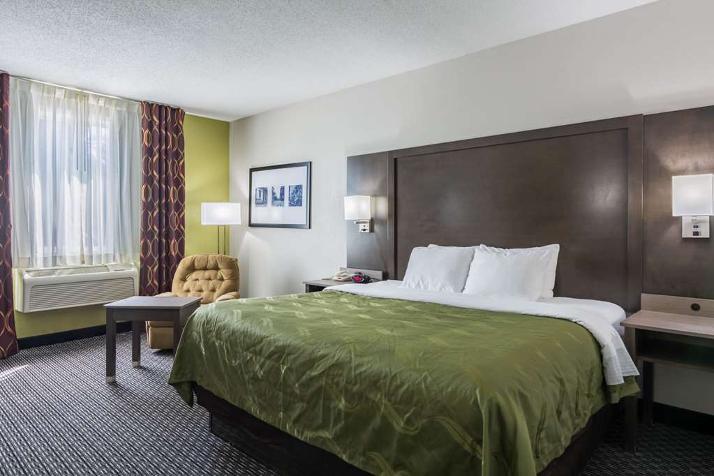 Quality Inn Warsaw near Rappahannock River - photo 10