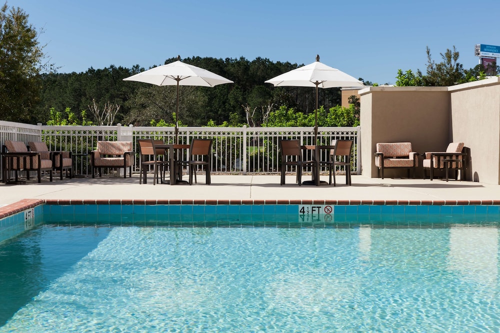 Hilton Garden Inn Savannah Airport - photo 28