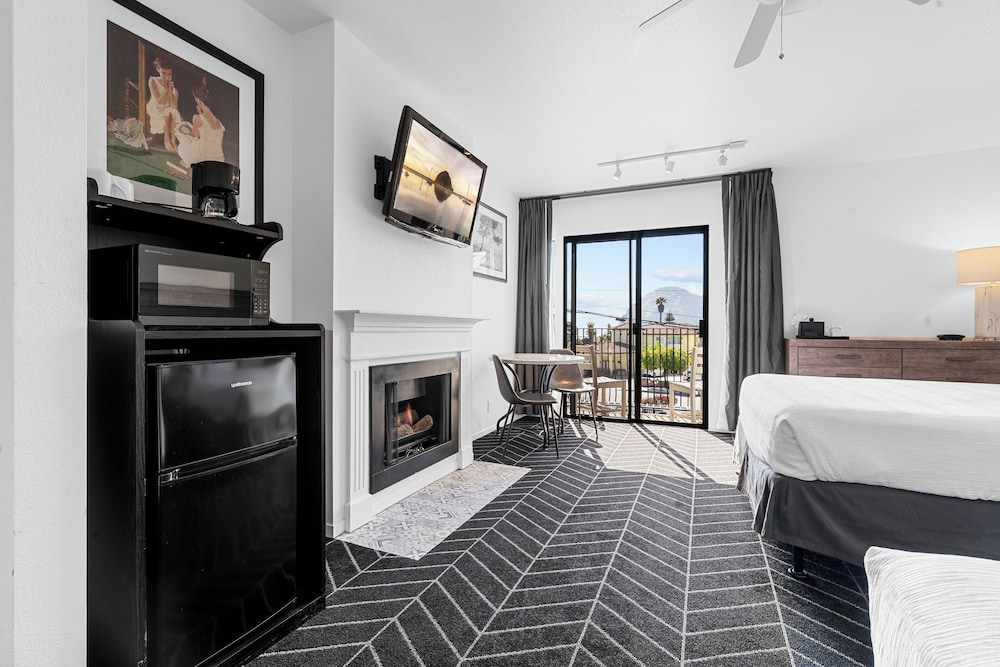 Masterpiece Hotel - photo 33