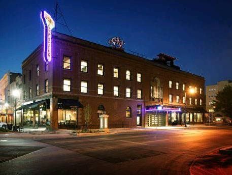 Hotel Donaldson - carbon neutral hotel in Fargo