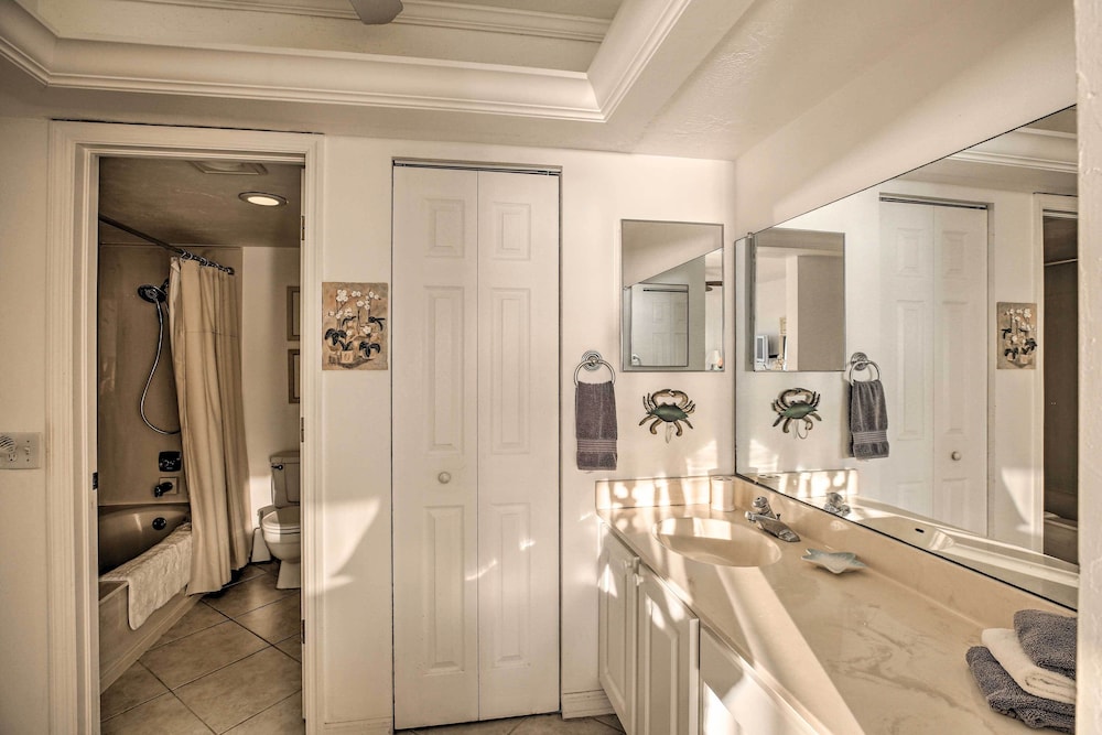 Luxe Beachfront Family Condo w Resort Amenities - photo 16
