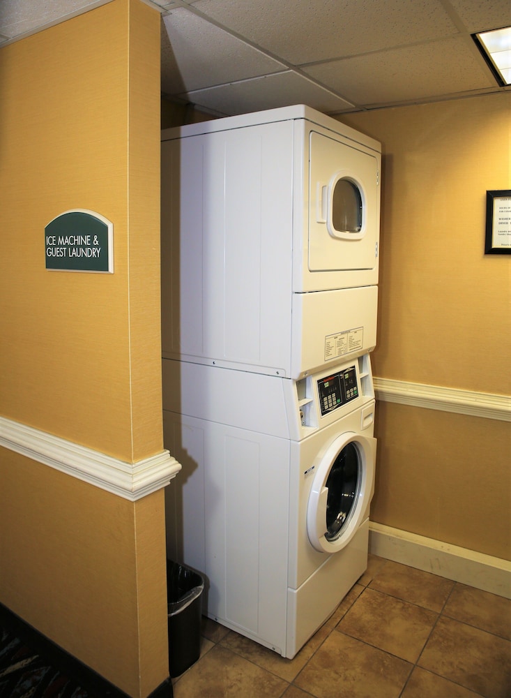 Quality Inn Fayetteville near Historic Downtown Square - photo 35