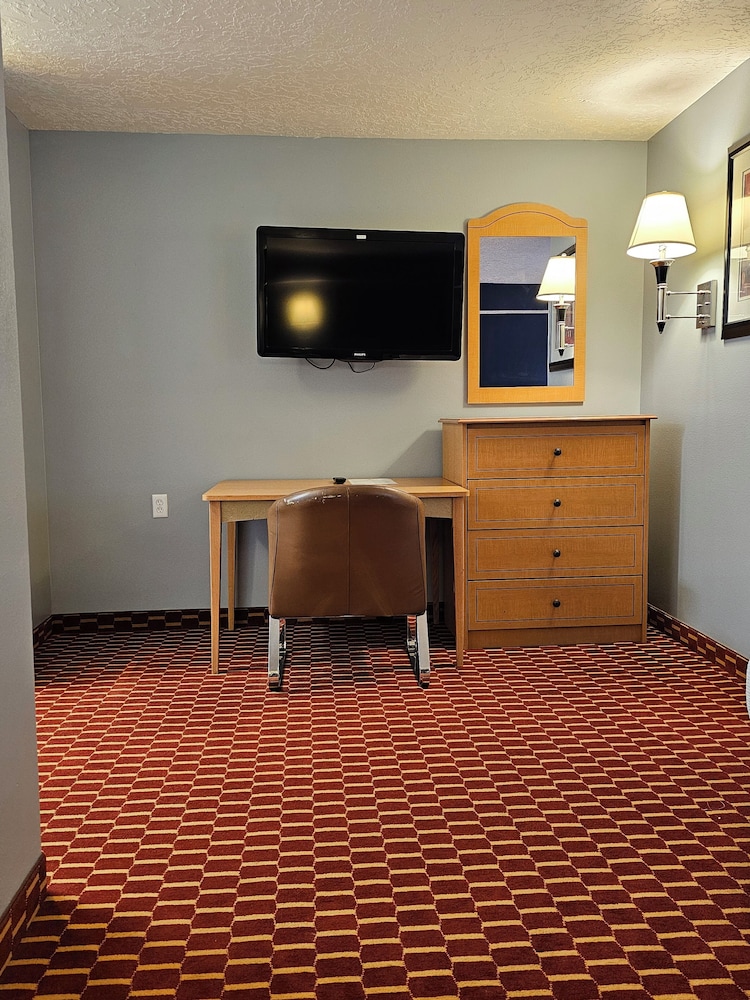 Executive Inn and Suites Extended Stay in Vernal - photo 19