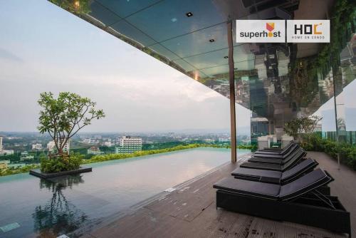 Modern 2 Bedroom Condo with Pool — 4-Star Luxury Hotel in Chiang Mai, Thailand