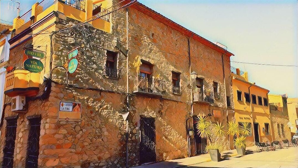 VÍA NATURA hotel rural gastronómico - carbon neutral hotel in Cabanes