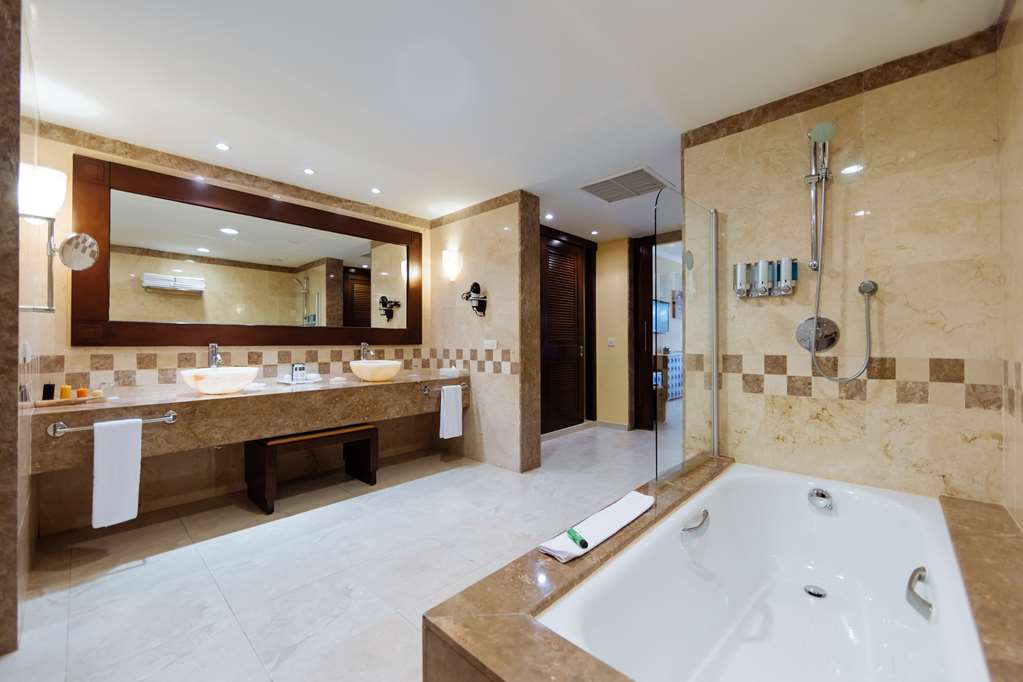 BMAYAP ROOM