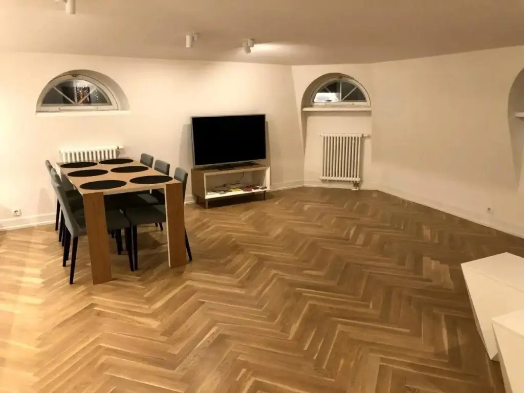 Vip Old Town Apartments