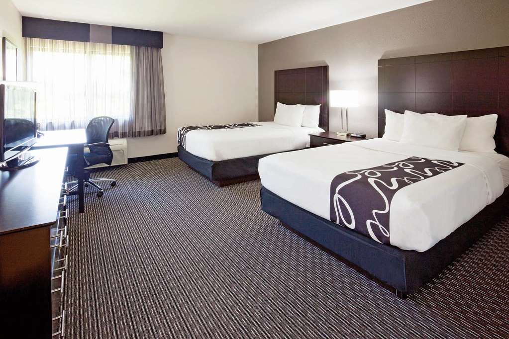 La Quinta Inn by Wyndham Oshkosh - photo 21