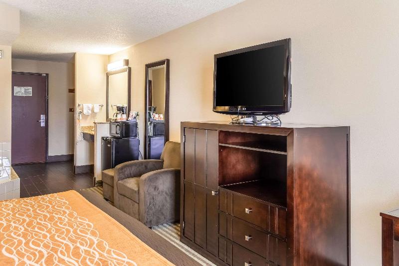 Comfort Inn Portland near I 84 and I 205 - photo 26