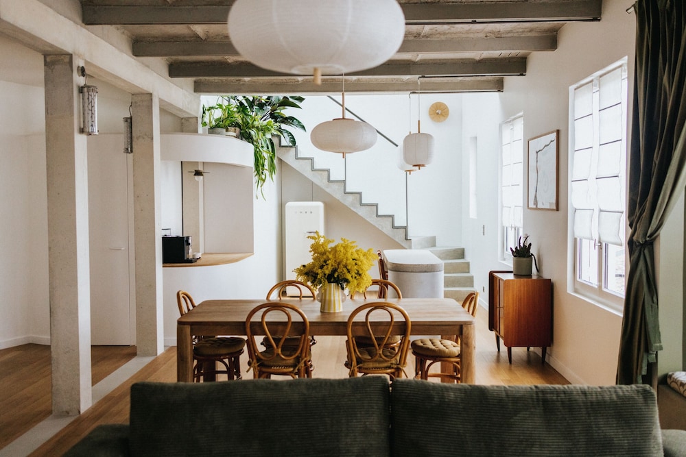 Maison Hubert — 4-Star Luxury Hotel in Bordeaux, France