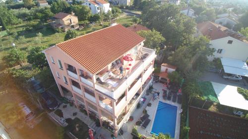 Villa Dijana — 4-Star Luxury Hotel in None, Croatia