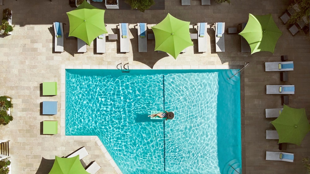 Hotel image of Sunset Marquis