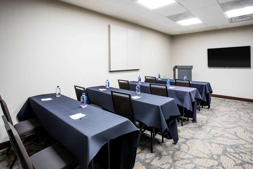 Wingate by Wyndham Denver Airport - photo 13