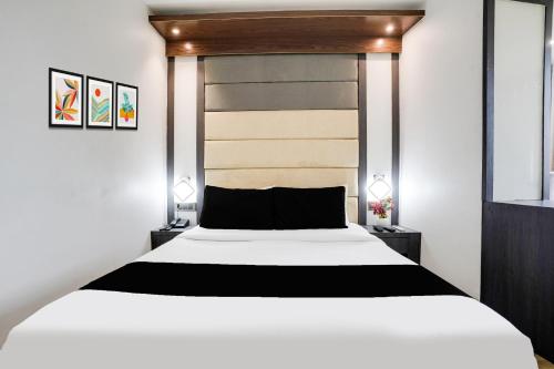 Super Collection O Andheri Near Western Express Highway