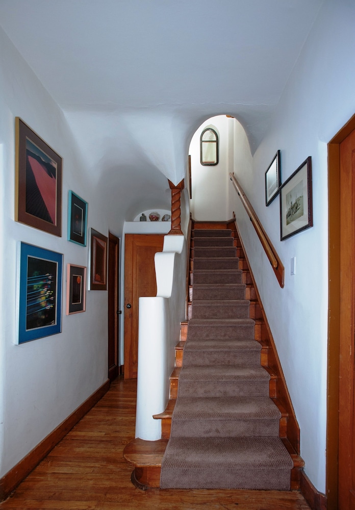 Inn on La Loma Plaza - photo 97