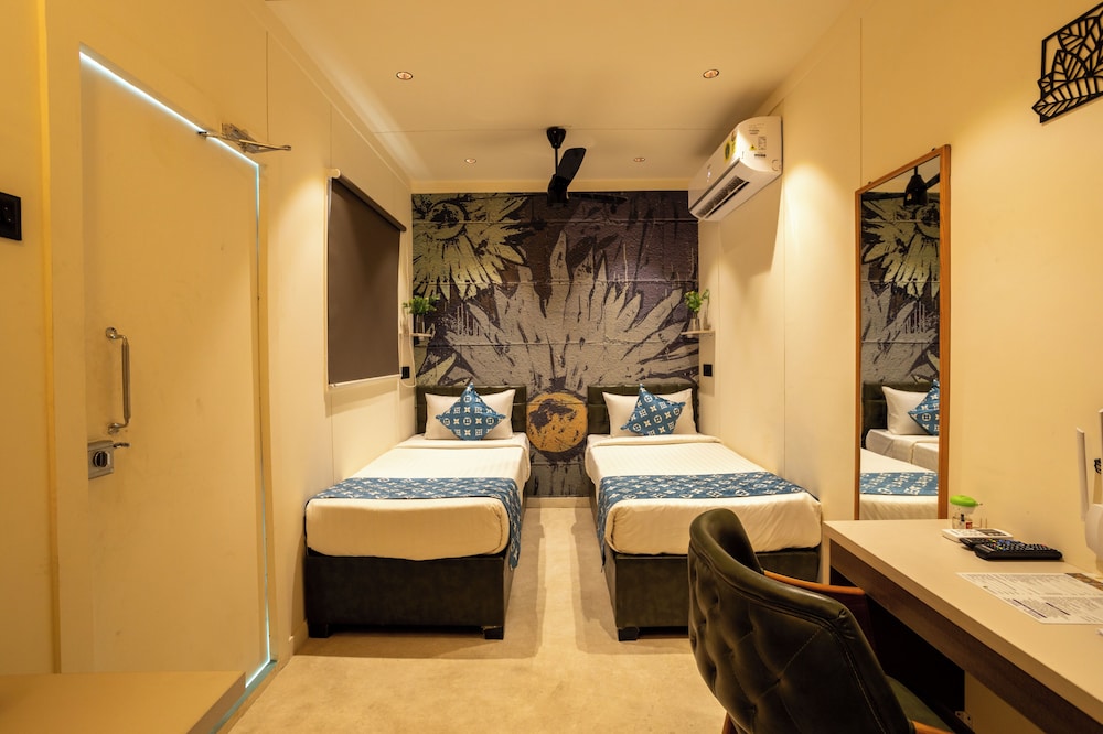 Click Hotel — Mundra — photo 5