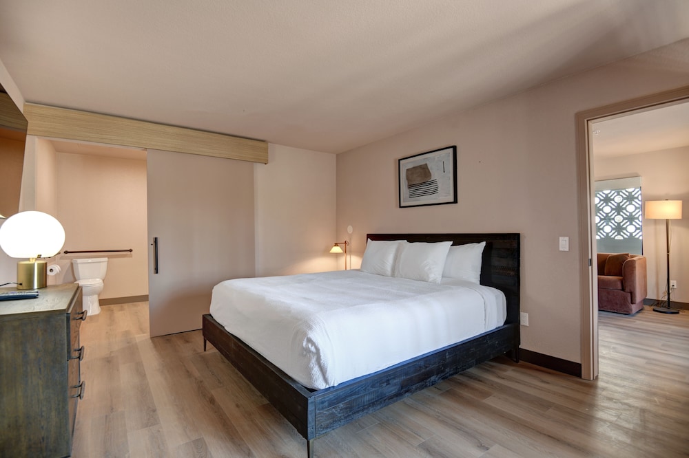 The Dunes Hotel - photo 9