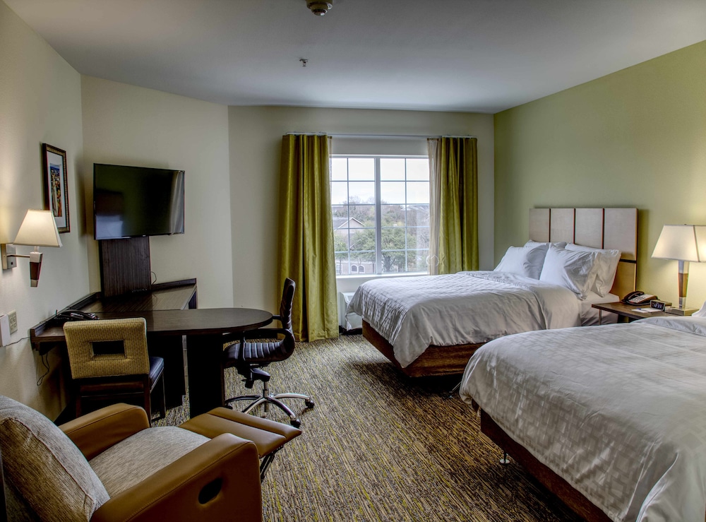 Candlewood Suites Austin North 290 & I 35 - photo 12