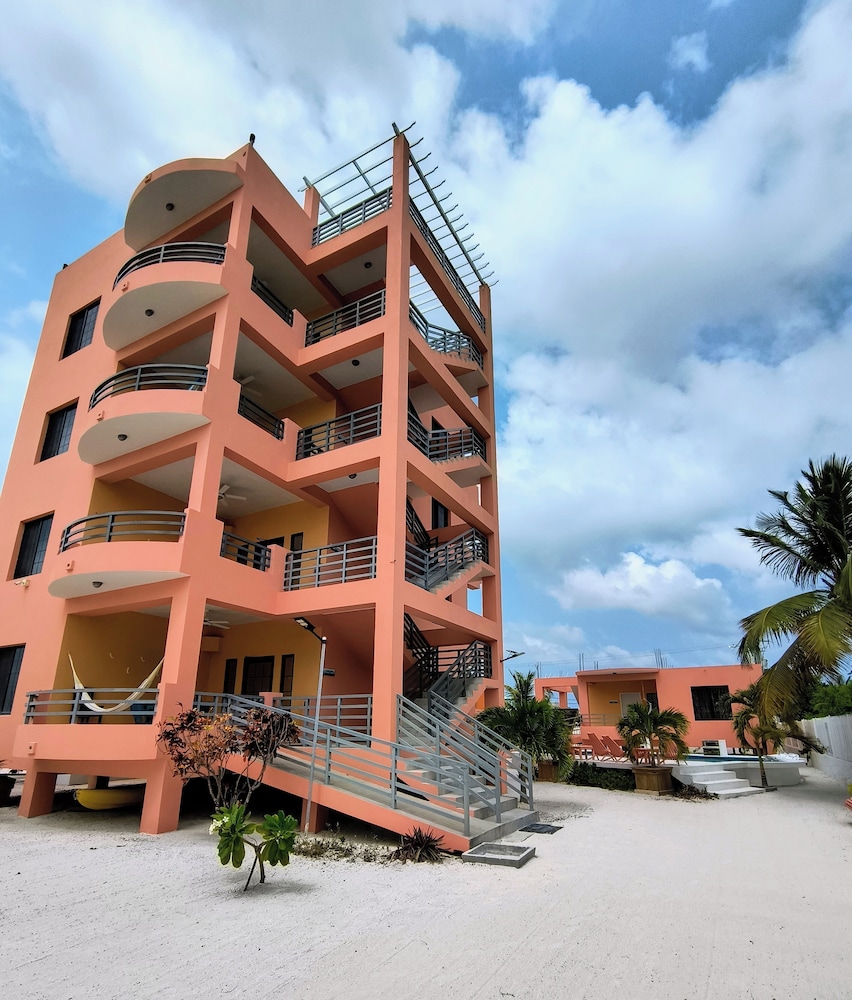 Bay Towers Hotel in Belize City, Belize
