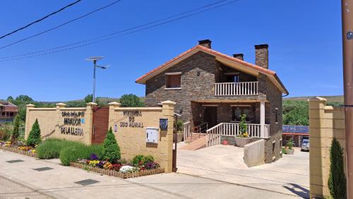 El Mirador de la LLeira pet-friendly hotel Ferreras De Arriba