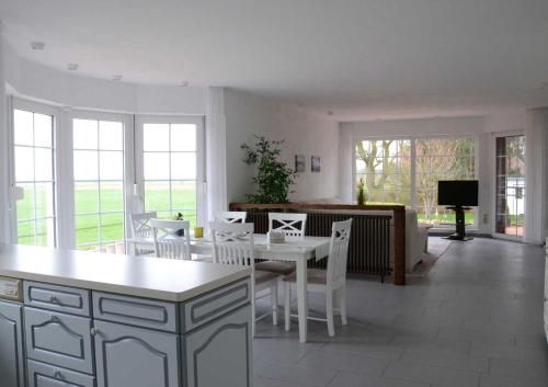 Ferienwohnung Fernblick FeWo Vermittlung Nordsee — 4-Star Luxury Hotel in Varel, Germany