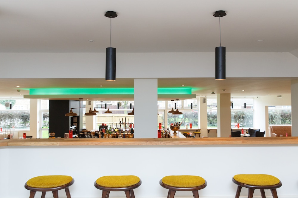Harben House Hotel — hotel in Newport Pagnell