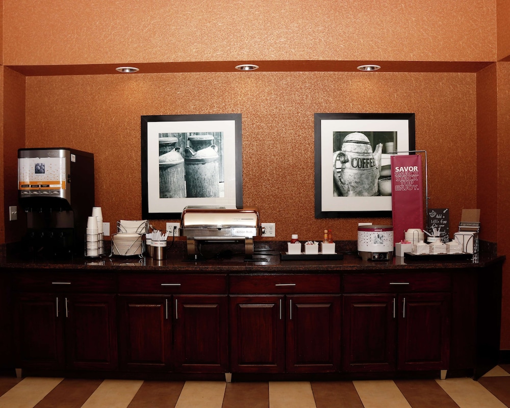 Hampton Inn & Suites Stephenville - photo 24
