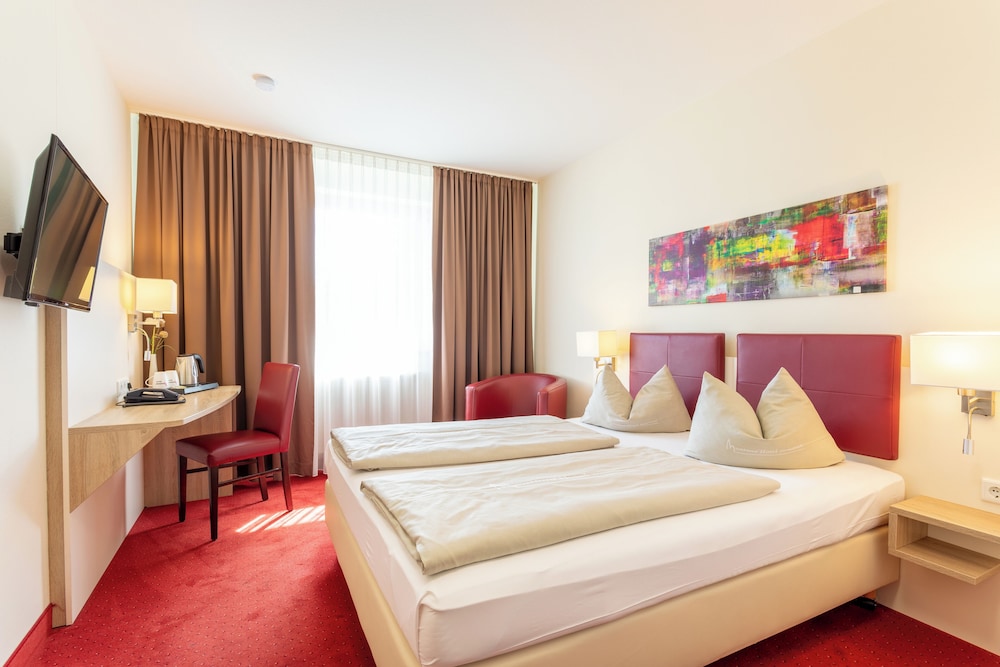 Hotel Montana Diemelstadt in Paderborn, Germany