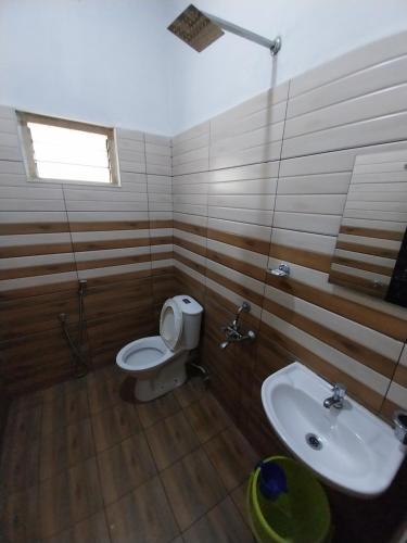 Lloydskochi Home Stay