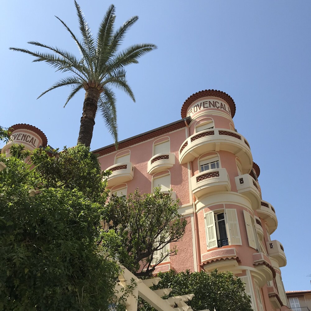 Hôtel Le Provençal — hotel in Villefranche-Sur-Mer