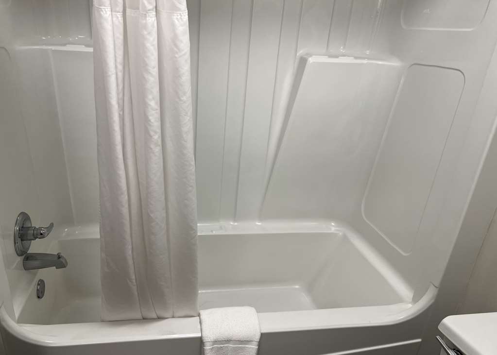 Days Inn by Wyndham Valdosta I 75 - photo 27