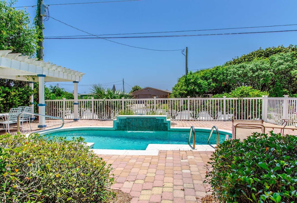 Camellia House - photo 21
