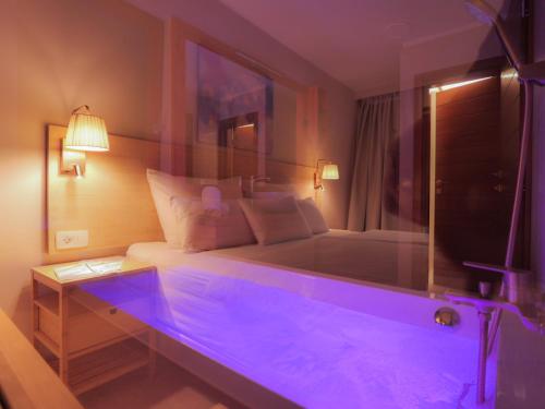 Luxury Getaway for 2 Jacuzzi Studio at Villa Lojena ID111 7 — 4-Star Luxury Hotel in Murter, Croatia