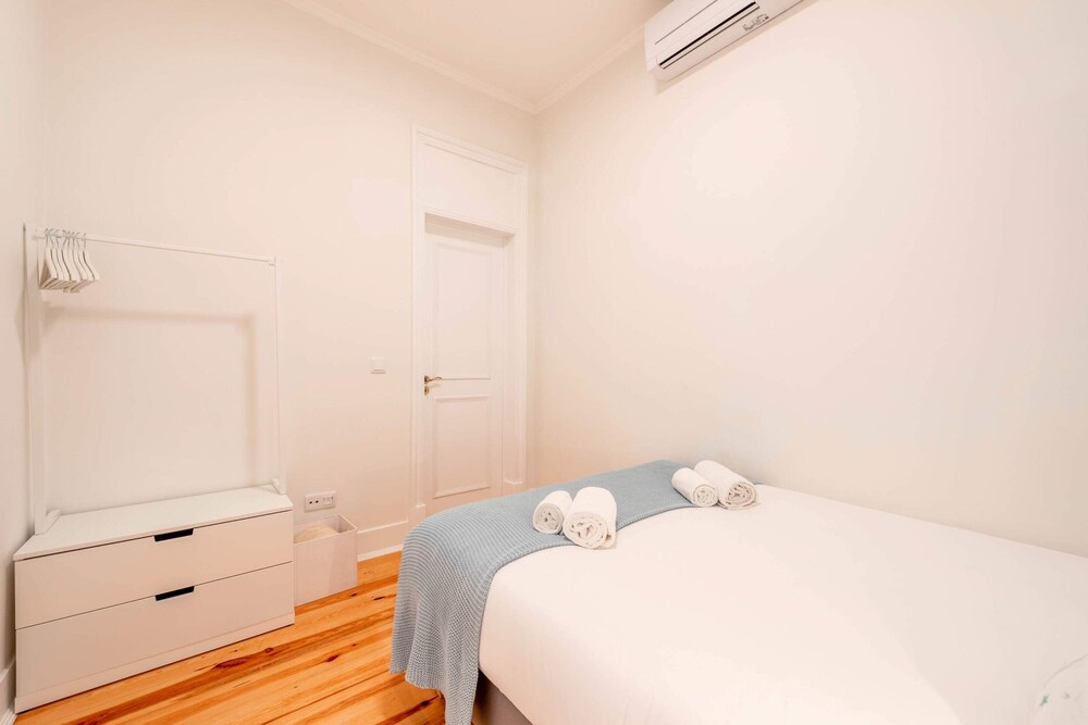GuestReady Saldanha Building Garden — 4-Star Luxury Hotel in Lisbon, Portugal