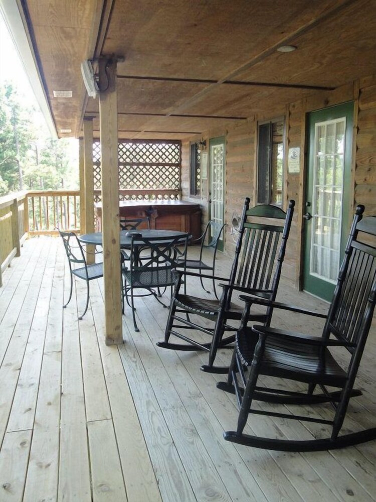 Mountain Harbor Resort and Spa - photo 50