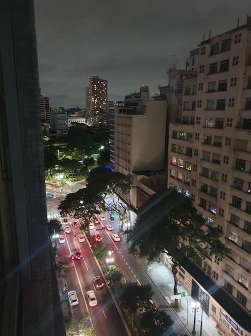 Apto Home Office no Centro Bela Vista de São Paulo — 4-Star Luxury Hotel in Sao Paulo, Brasil