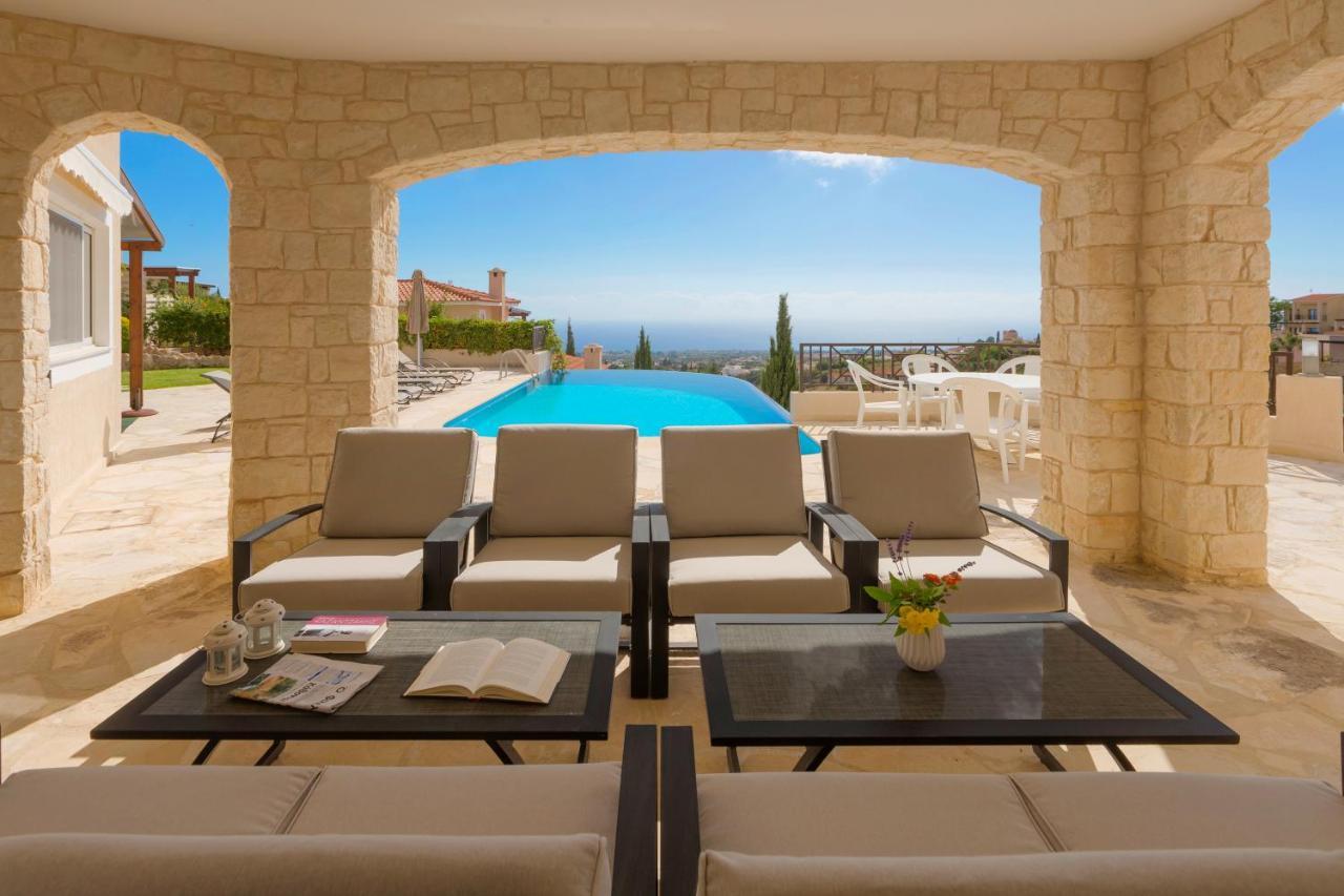Resitour Perneri Four Bedroom Villa