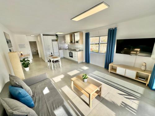 Mar & Teide - carbon neutral hotel in Unknown City