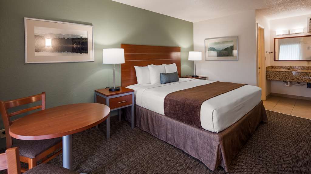Best Western Buffalo Ridge Inn - photo 8