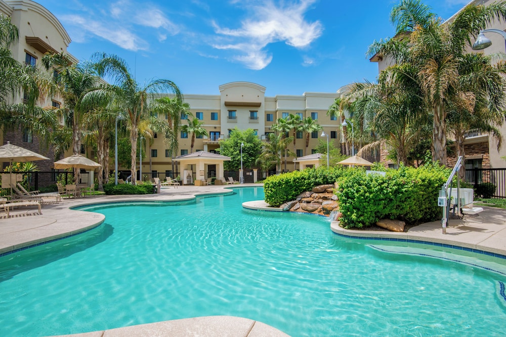 Holiday Inn Express & Suites Phoenix Glendale Sports Dist by IHG - photo 31