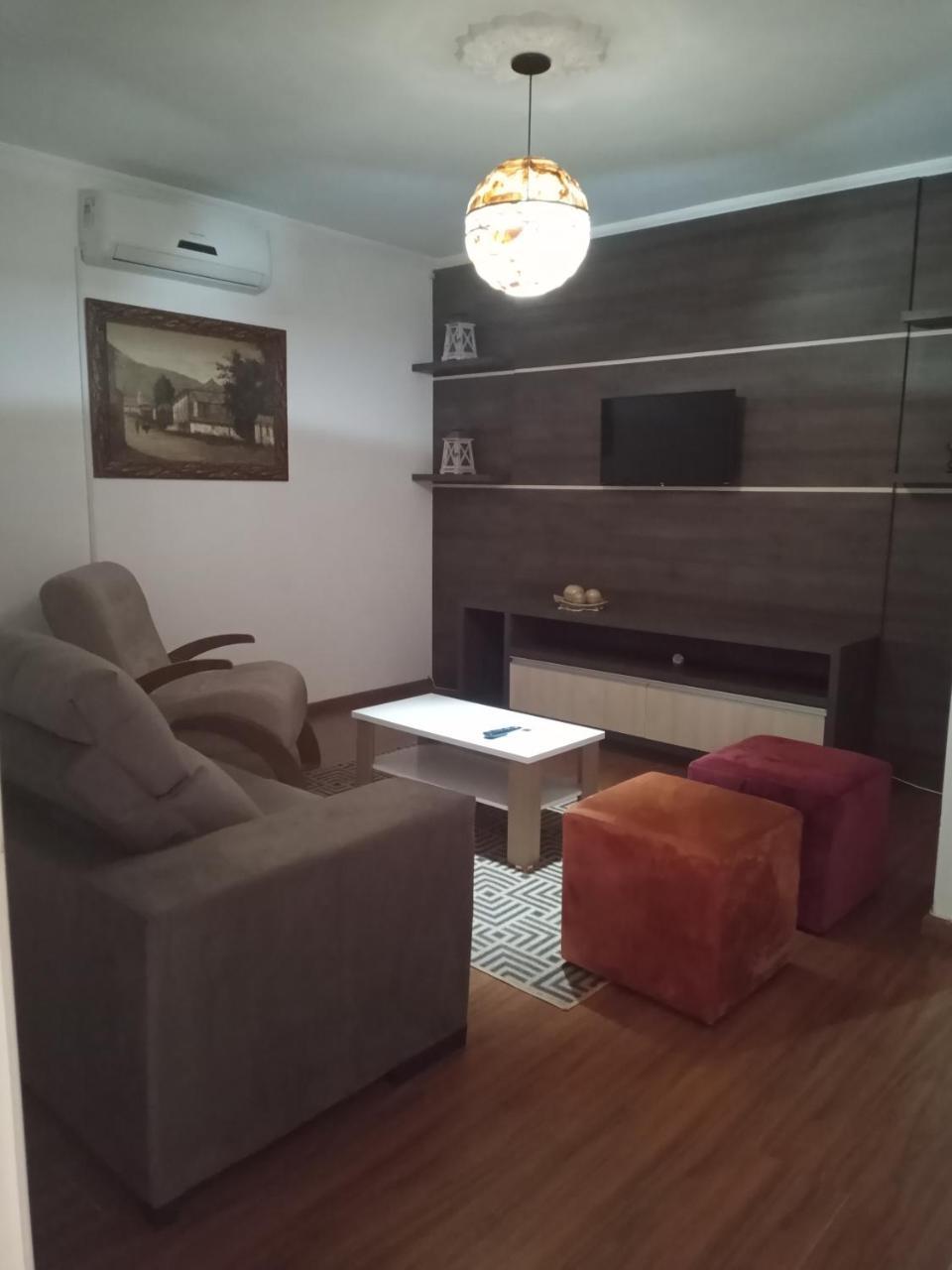 Casa em Bento Gonçalves próximo a Fundaparque. — 4-Star Luxury Hotel in Bento Goncalves, Brasil