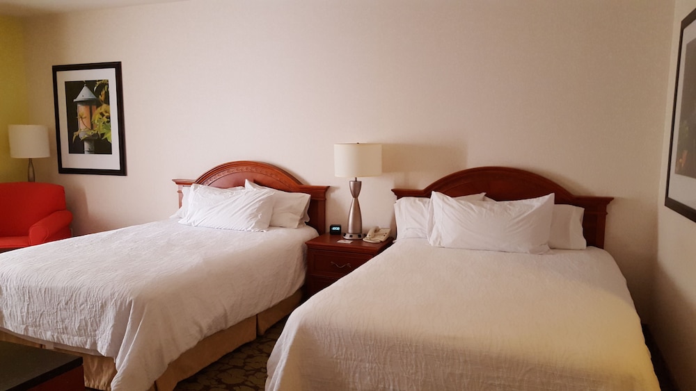 Hilton Garden Inn Redding - photo 16