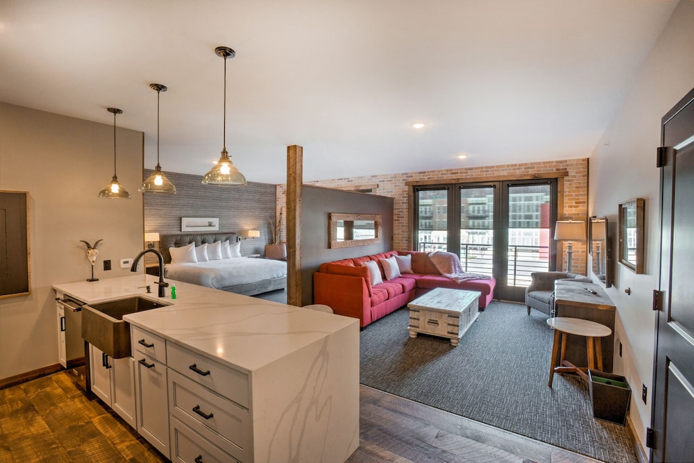 Hotel Crosby - photo 13