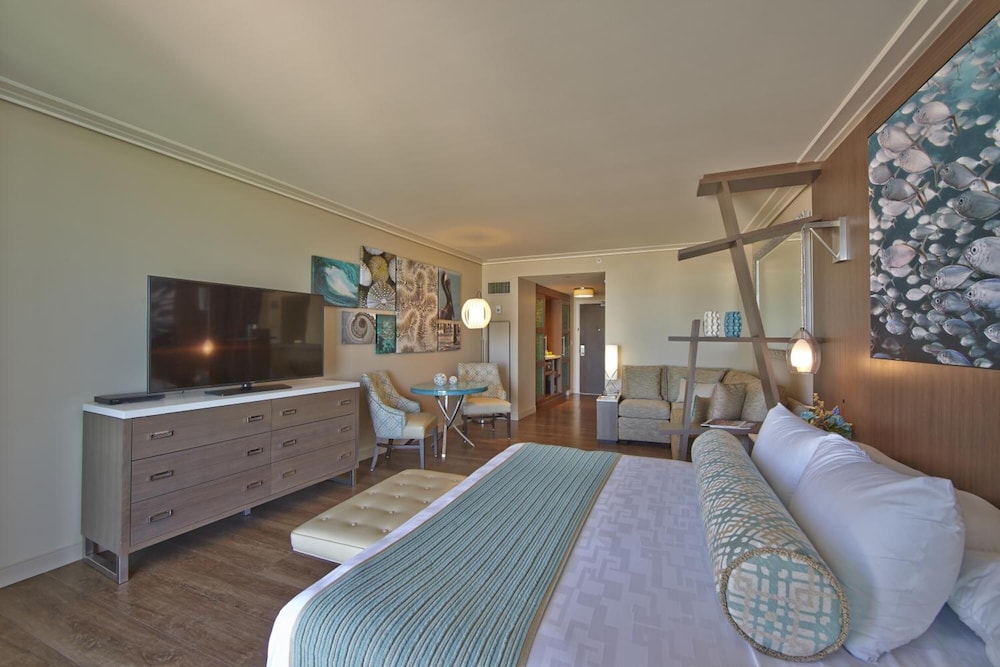Opal Sands Resort - photo 4