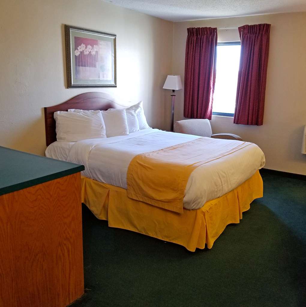 Americas Best Value Inn St. Louis South - photo 15