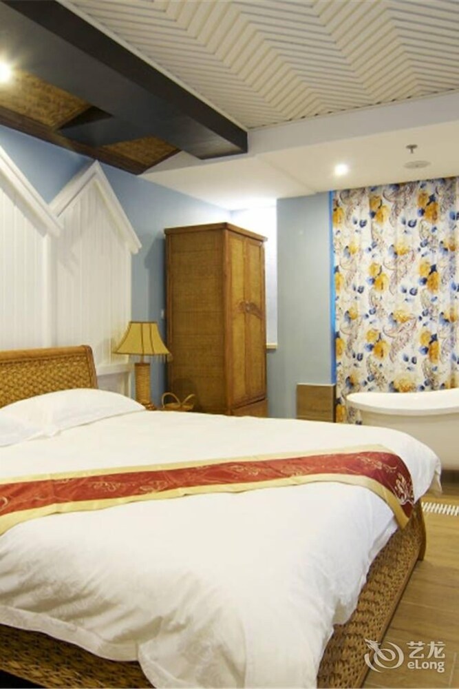 Harbin Traveler Coffee Hotel — hotel in Harbin