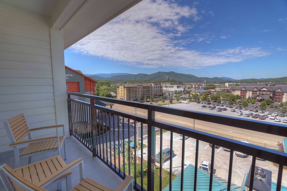 Hilton Garden Inn Pigeon Forge - photo 36